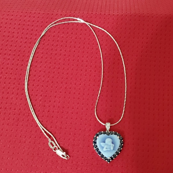 14kt Chain & Charm - Picture 4 of 8